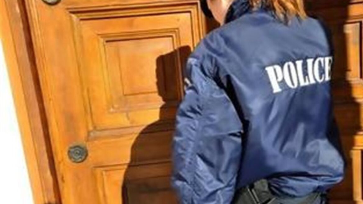 Αστυνομικίνα της Τροχαίας έγινε... αστυνομικός