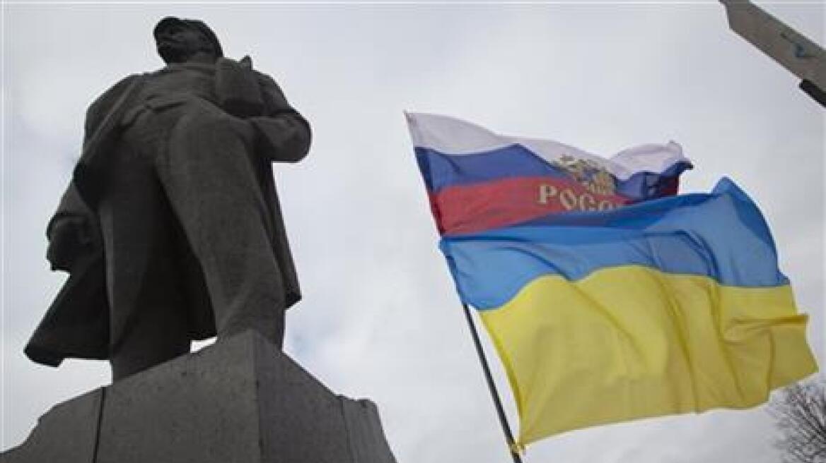 Ουκρανία: Εμφανίστηκαν τανκς στη Σεβαστούπολη