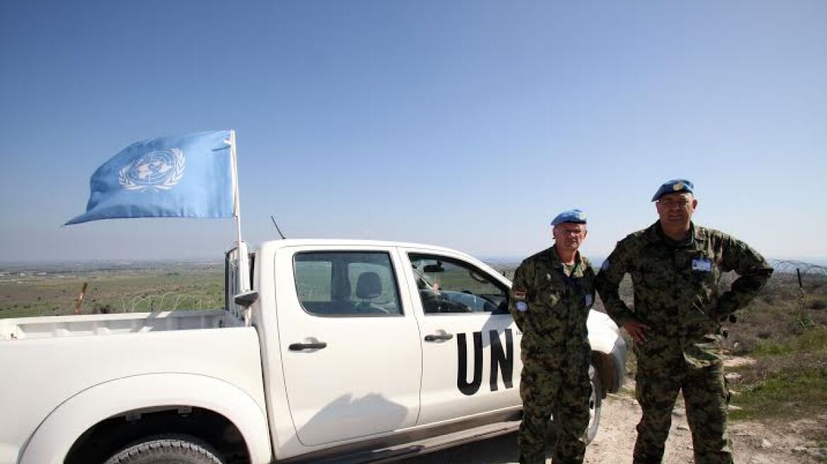 Οδοιπορικό στη νεκρή ζώνη της Κύπρου με τους ειρηνευτές του ΟΗΕ