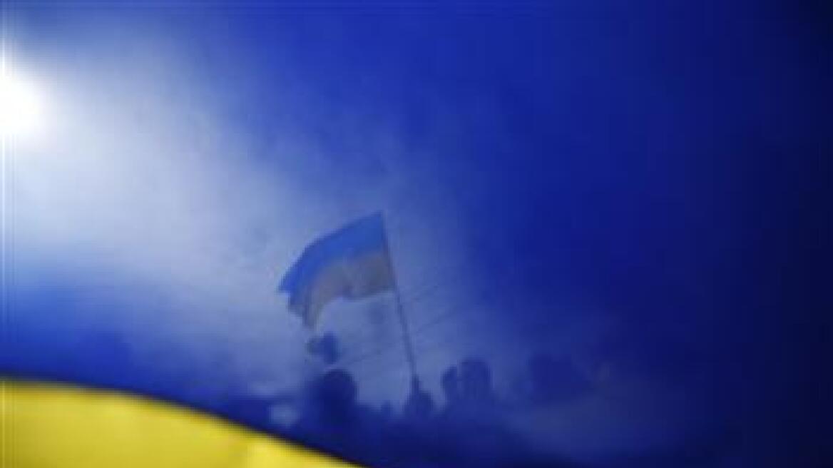 Κριμαία: Φιλορώσοι επιτέθηκαν σε υποστηρικτές της ουκρανικής κυβέρνησης με ρόπαλα