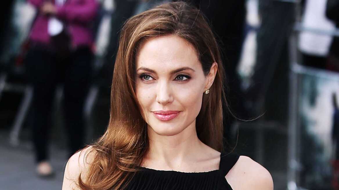 Angelina Jolie: Θα κάνει και άλλη εγχείρηση μετά τη διπλή μαστεκτομή