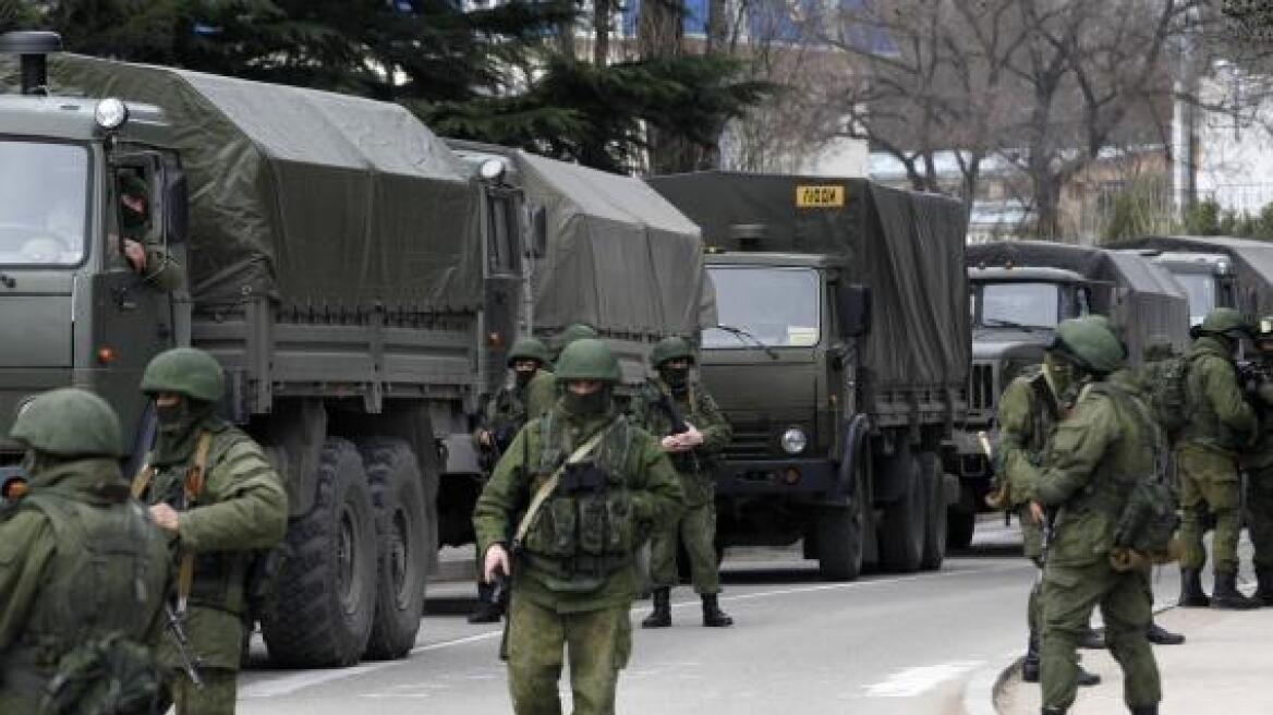 Ορκίστηκαν οι πρώτοι αυτόνομοι στρατιώτες στη Κριμαία
