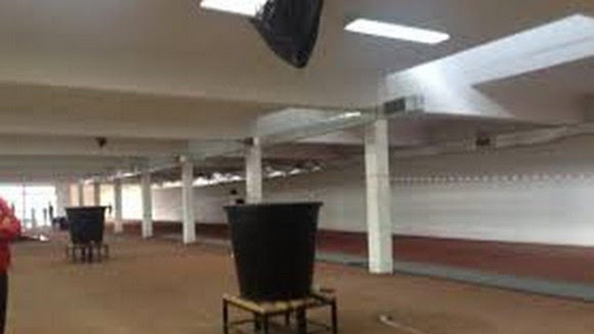 Απαράδεκτο: Σε κτίριο με τρύπια οροφή προπονούνται οι αθλητές του στίβου