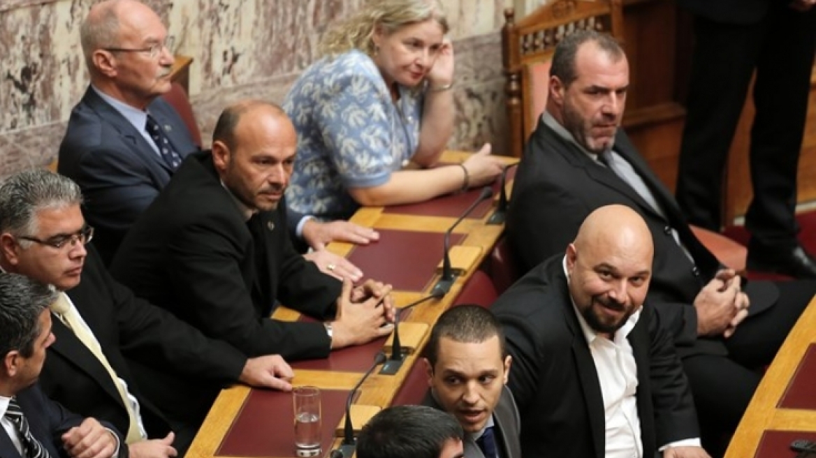 Χρυσή Αυγή:Η Βουλή άνοιξε το δρόμο για τις διώξεις Κασιδιάρη, Ζαρούλια, Αρβανίτη και Κούζηλου