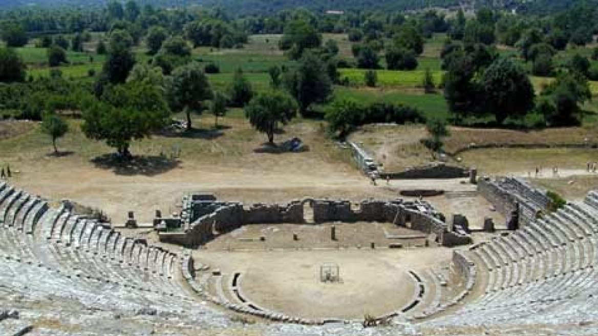 Θεατρική παράσταση ξανά στην αρχαία Δωδώνη;