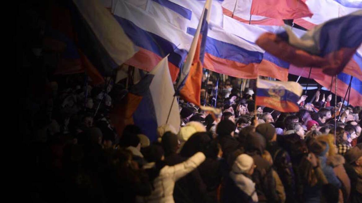 Συντριπτικό ποσοστό: Το 97% στην Κριμαία ψήφισε Πούτιν