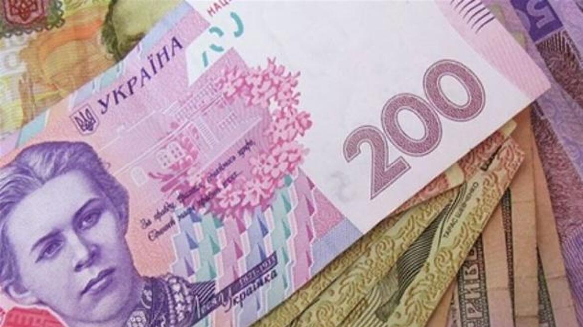 Κριμαία: Και με ρούβλια οι συναλλαγές από τον Απρίλιο