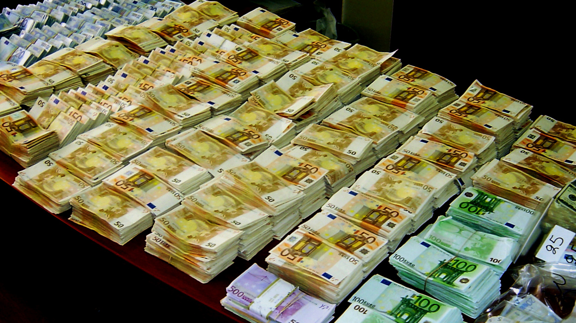 Πρωτογενές πλεόνασμα 2,063 δισ. ευρώ παρά την «κόπωση» στα έσοδα