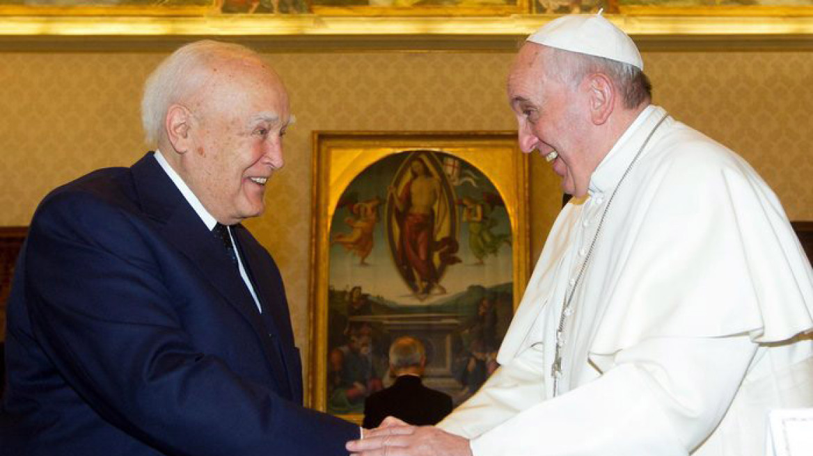 Πάπας για Παπούλια: «Συγχαρητήρια για τον Πρόεδρό σας. Είναι σοφός άνθρωπος»