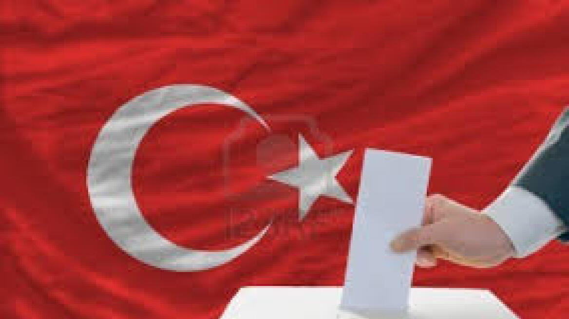 Χάος με τα αποτελέσματα στις περιφερειακές εκλογές στην Τουρκία