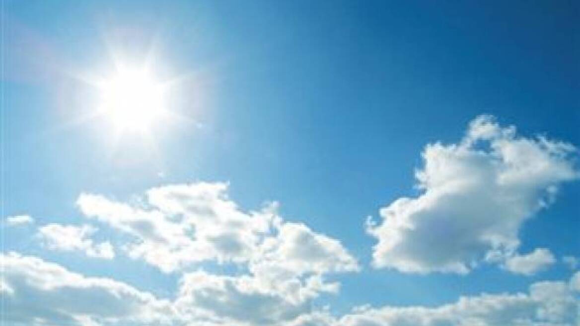 Ανεβαίνει η θερμοκρασία - Καλοκαιρία με ηλιοφάνεια σε όλη τη χώρα 