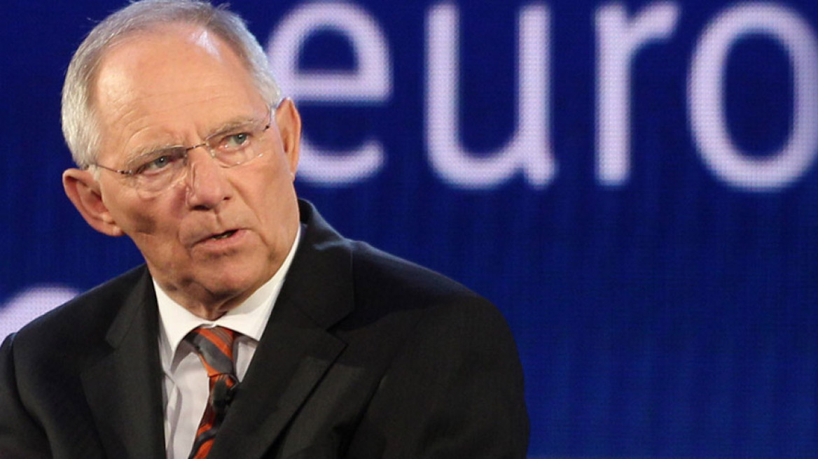 Schaeuble: Greeks, do not get carried away by irresponsible politicians