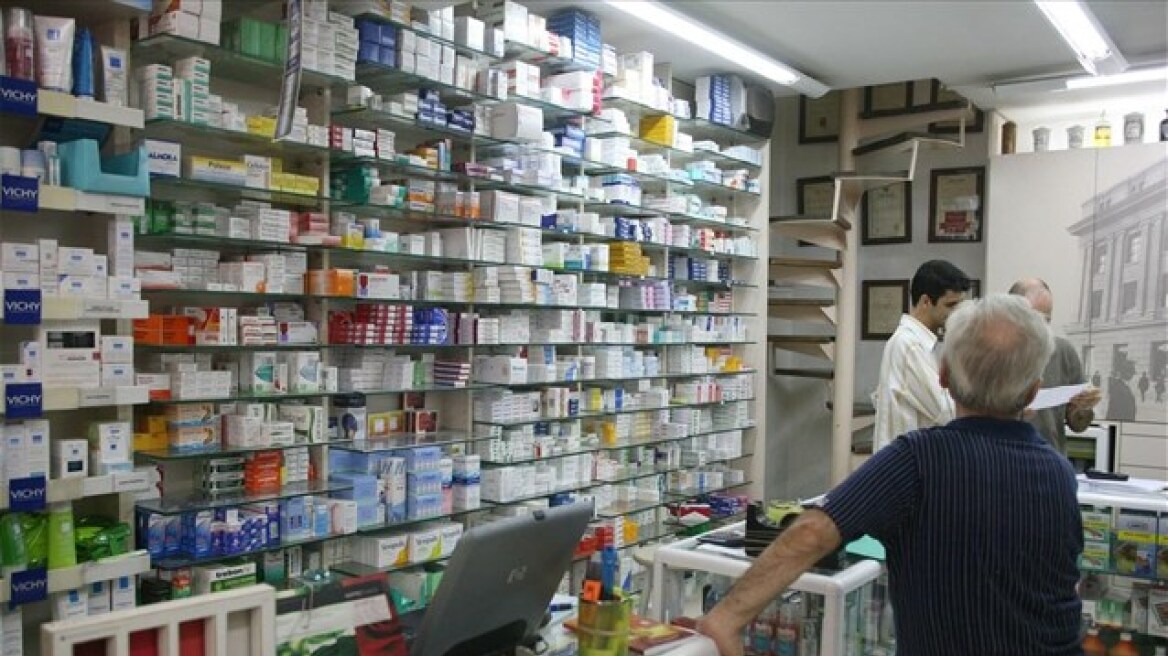 Όλο και πιο ακριβά τα φάρμακα για τους ασφαλισμένους του ΕΟΠΥΥ
