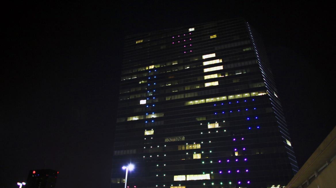 ΗΠΑ: Το μεγαλύτερο Tetris στον κόσμο στους τοίχους ουρανοξύστη! 