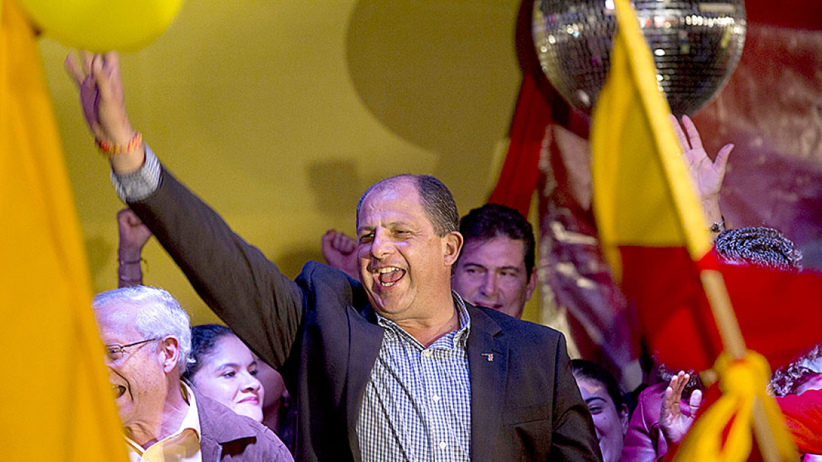 Κόστα Ρίκα: Νικητής με 78% ο πρωτοεμφανιζόμενος Λουίς Γκιγέρμο Σολίς