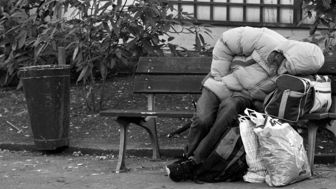 Τι προβλέπει το εθνικό σχέδιο για τους άστεγους 