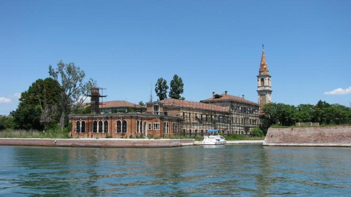 Η Ιταλία πουλάει νησί στη Βενετία σε online δημοπρασία