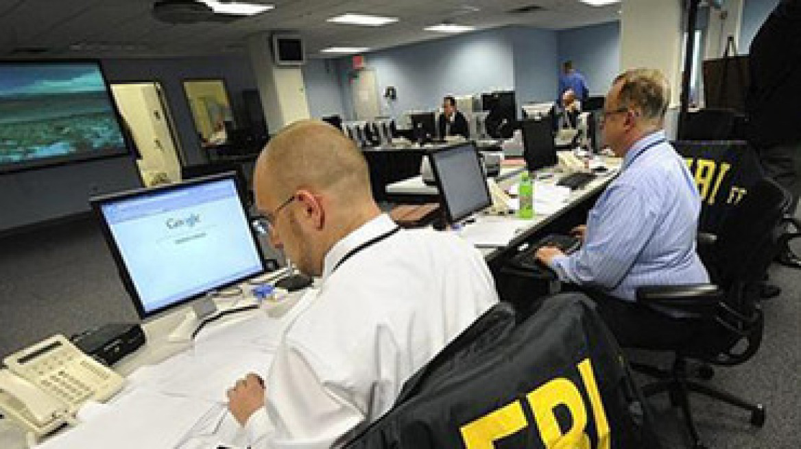 Ένας στους τρεις Αμερικανούς θα είναι «φακελωμένος» από το FBI έως το 2015