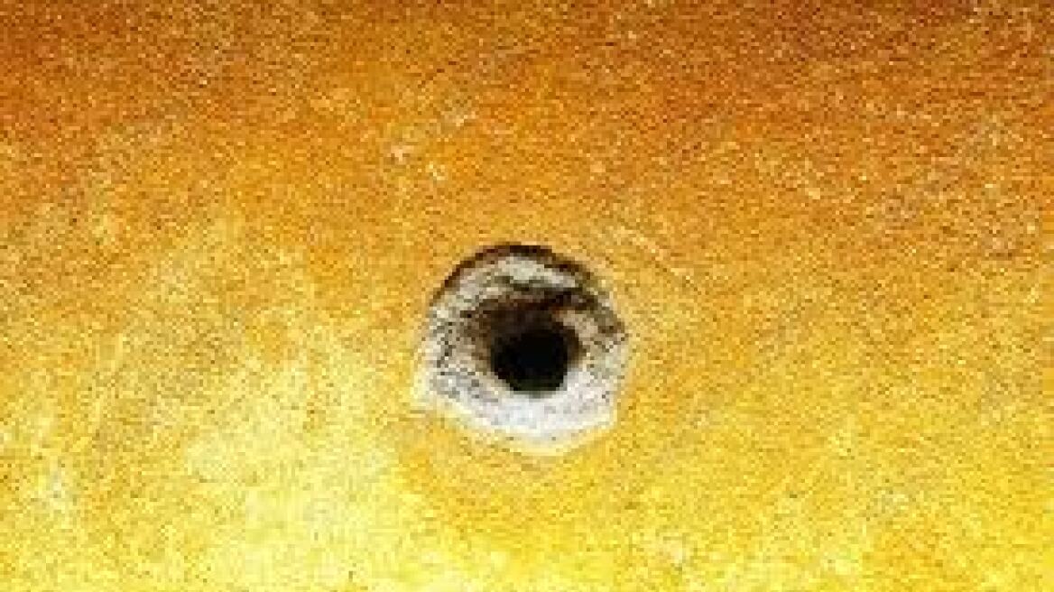 Κρήτη: Σφαίρα από μπαλωθιά καρφώθηκε σε τοίχο παιδικού δωματίου