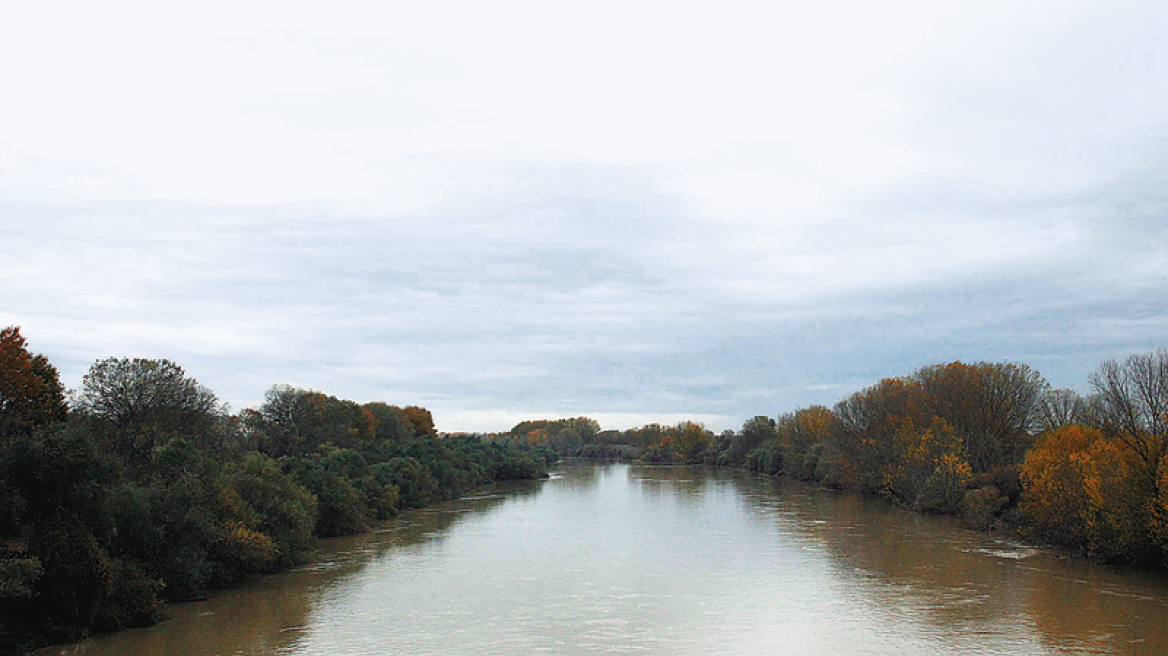 Έβρος: Πάνω από τα όρια επιφυλακής η στάθμη του ποταμού