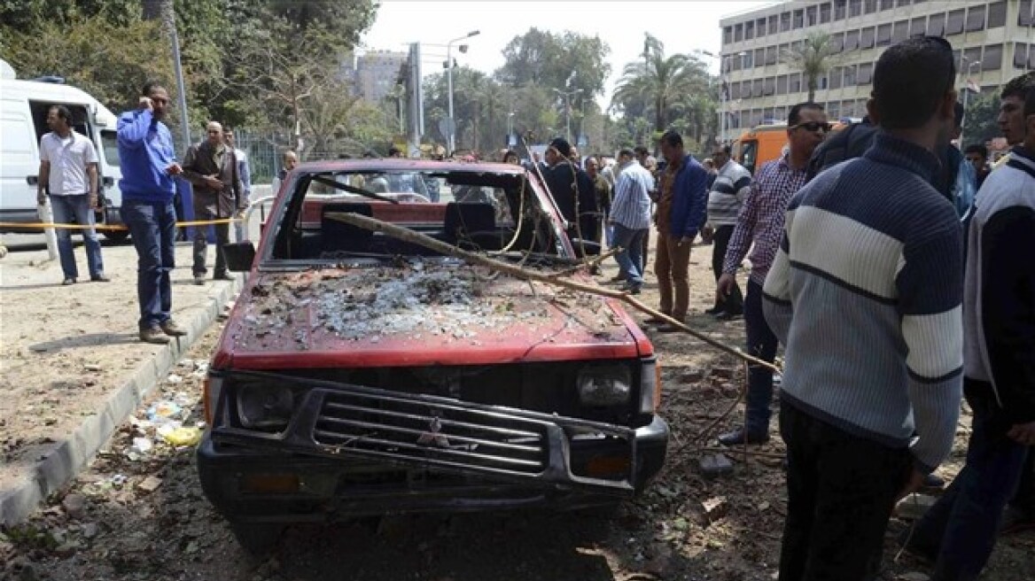 Κάιρο: Νεκρός αστυνομικός έπειτα από επίθεση με χειροβομβίδα