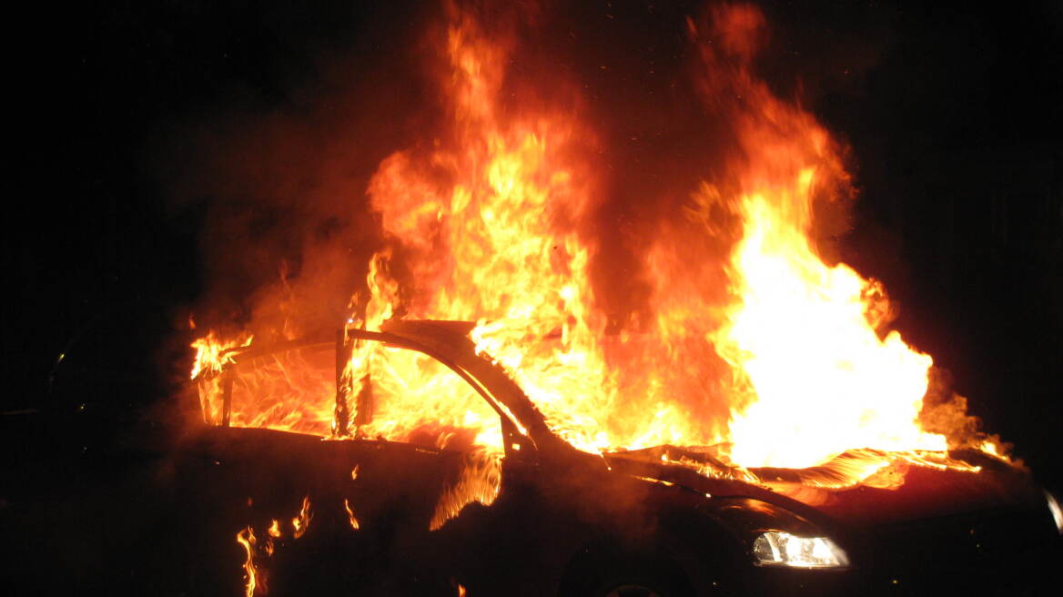 Βερολίνο: Εμπρηστική επίθεση σε αυτοκίνητο της ελληνικής διπλωματικής αποστολής
