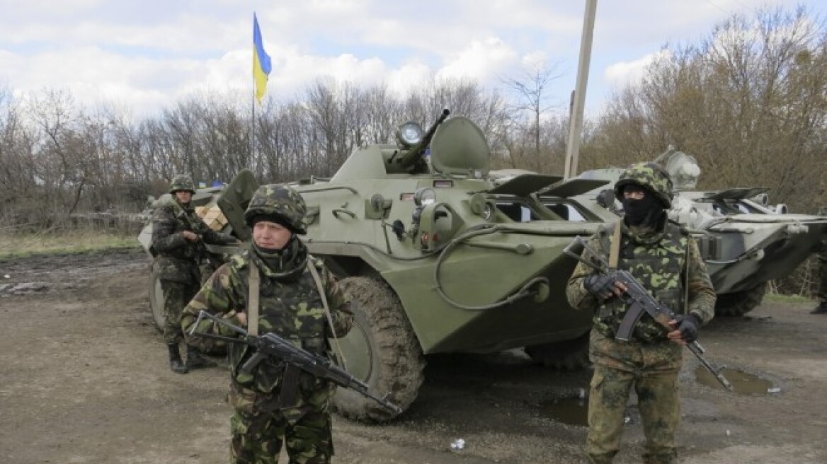 Ουκρανία: Ένοπλοι άνοιξαν πυρ σε σημείο ελέγχου στο Ντόνετσκ 