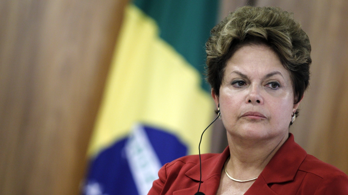Βραζιλία: Υποχώρησε κι άλλο η δημοτικότητα της προέδρου Ρούσεφ