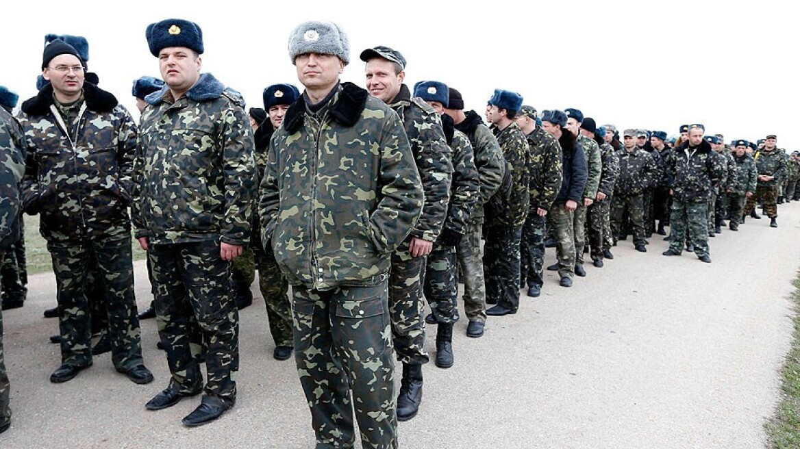 Ουκρανία: Υποχρεωτική στράτευση αντρών ηλικίας 18 έως 25 ετών