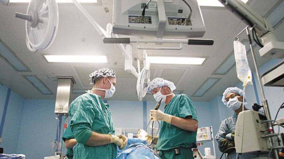 ΕΣΥ: Έρχονται τα απογευματινά χειρουργεία για όσους μπορούν να πληρώσουν