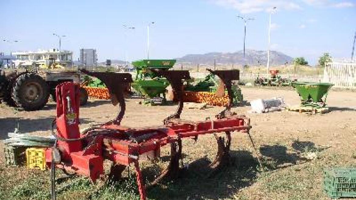 Έκλεβαν γεωργικά μηχανήματα και τα πωλούσαν στην Αλβανία