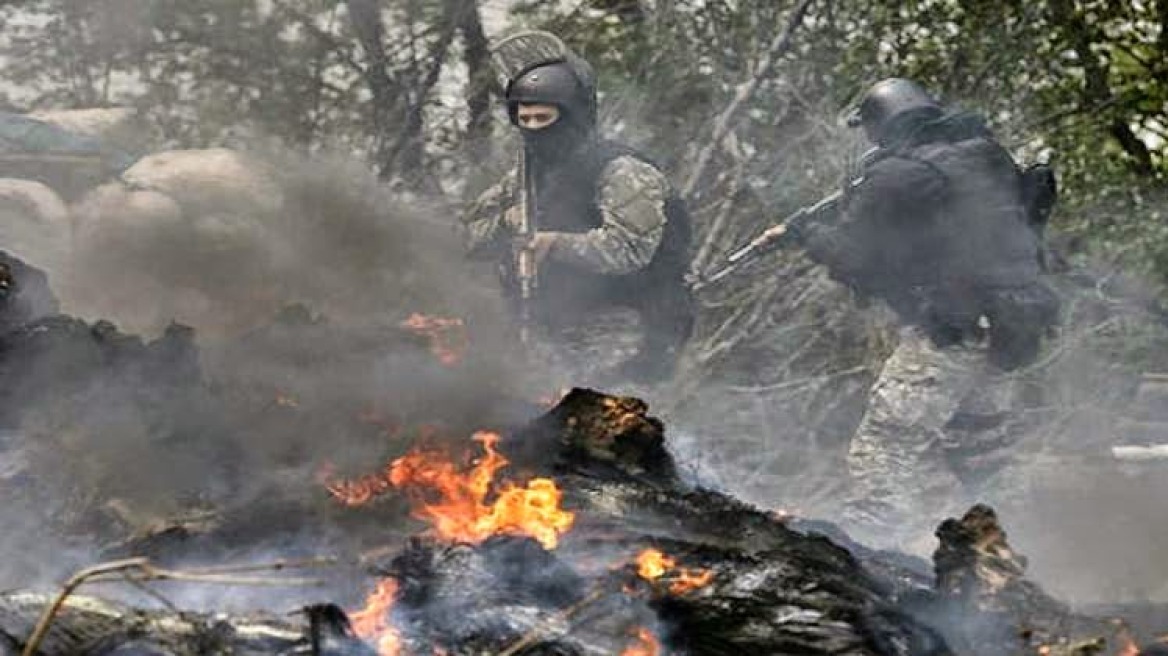 Φιλορώσοι κατέρριψαν ουκρανικό ελικόπτερο κοντά στο Σλαβιάνσκ
