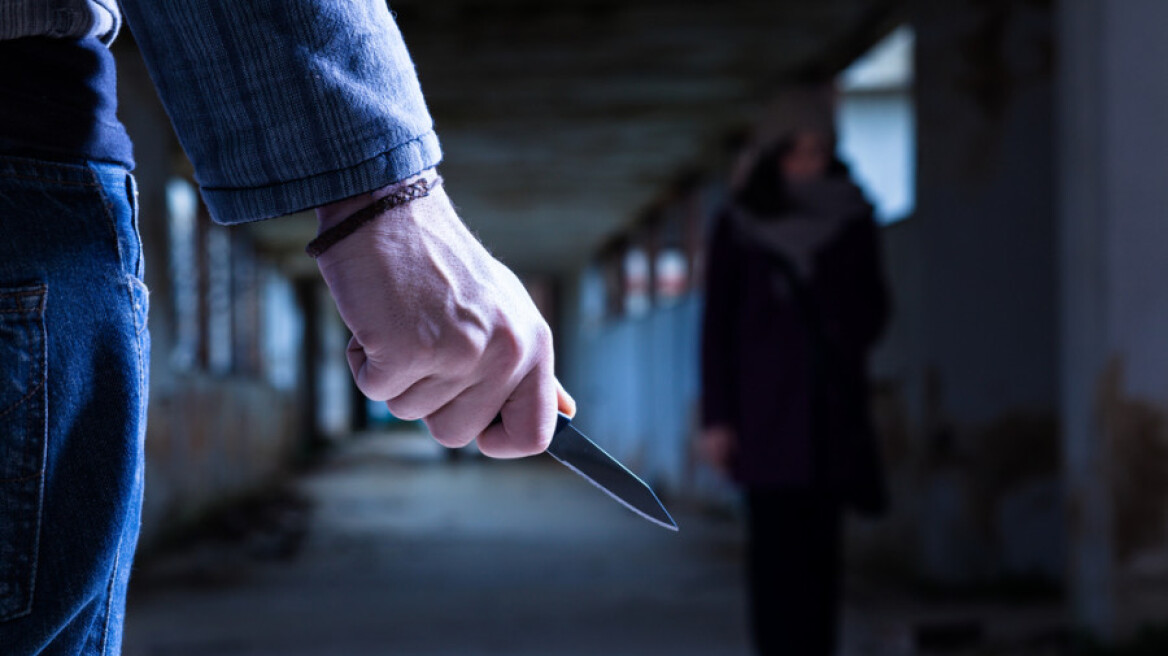 Θεσσαλονίκη: Ληστής με μαχαίρι επιτέθηκε σε έγκυο που βρισκόταν σε στάση λεωφορείου