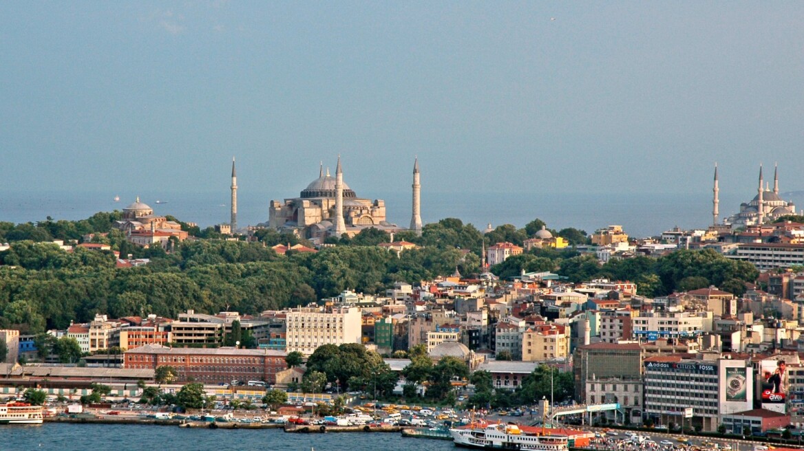 Κωνσταντινούπολη: Διαρρήκτες ζήτησαν συγγνώμη και επέστρεψαν τα κλοπιμαία