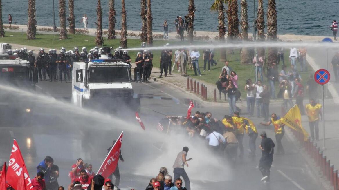 Τουρκία: Δακρυγόνα κατά διαδηλωτών για την τραγωδία στο ανθρακωρυχείο