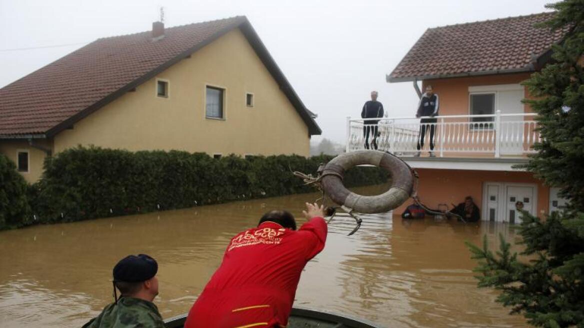 Σερβία: Τριήμερο πένθος για τα θύματα από τις πρωτοφανείς πλημμύρες