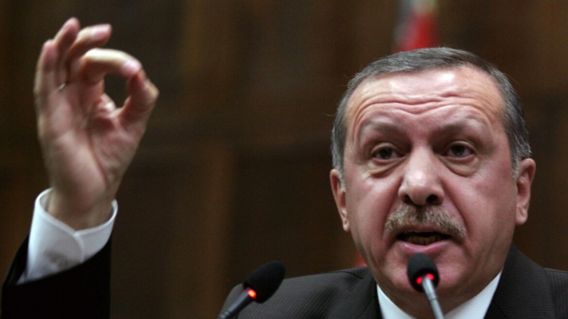 Ο Ερντογάν αποκαλεί «πράκτορα» το δημοσιογράφο του CNN που συνέλαβαν Τούρκοι αστυνομικοί 
