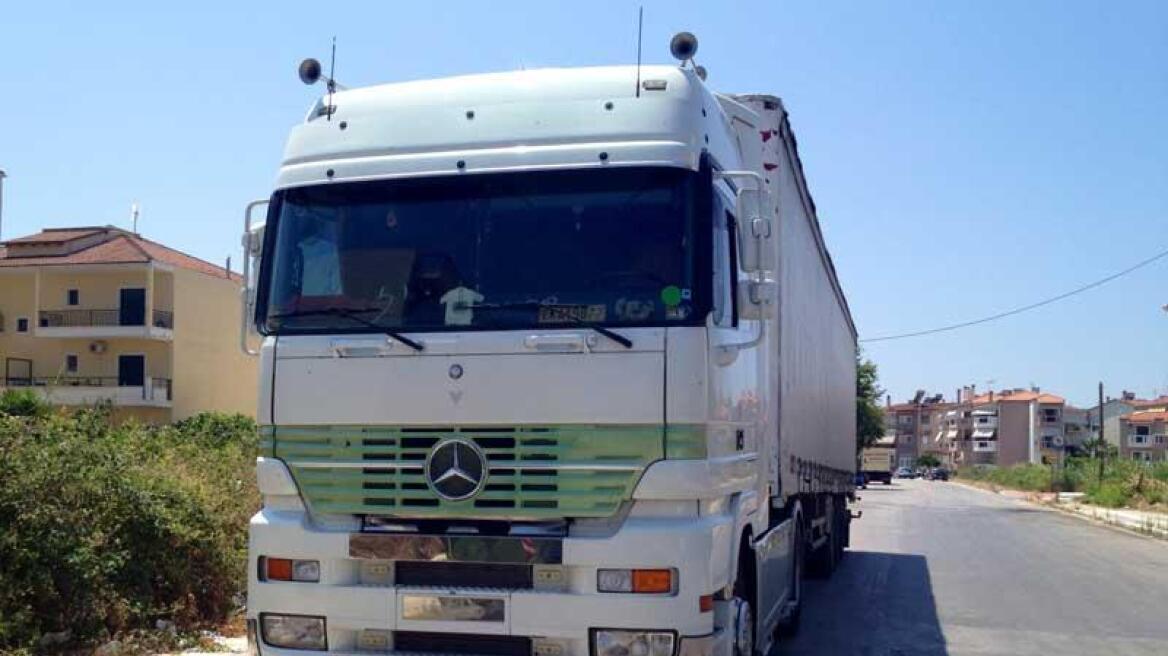 Υπουργείο Μεταφορών: Απόλυτη προτεραιότητα για τα ελληνικά φορτηγά