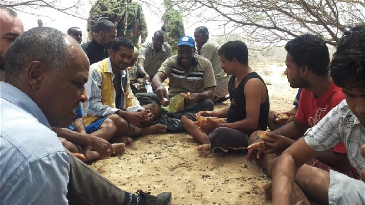 Σομαλία: Ελεύθεροι 11 ναυτικοί που κρατούνταν όμηροι από πειρατές