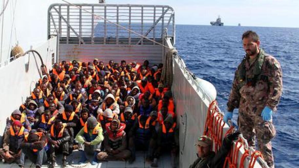 Ιταλία: «Κόλλησαν» φυματίωση οι ναυτικοί που διέσωσαν λαθρομετανάστες; 