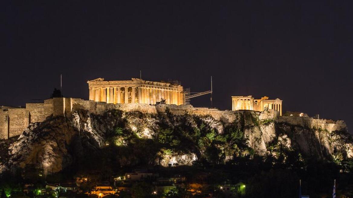 Forbes: Δέκα λόγοι για να αγαπήσεις την Αθήνα αυτό το καλοκαίρι