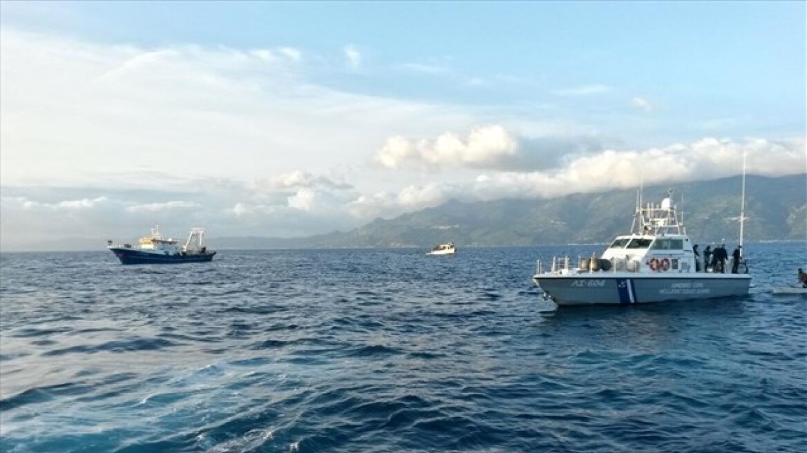 Τούρκος δουλέμπορος εμβόλισε σκάφος του Λιμενικού 