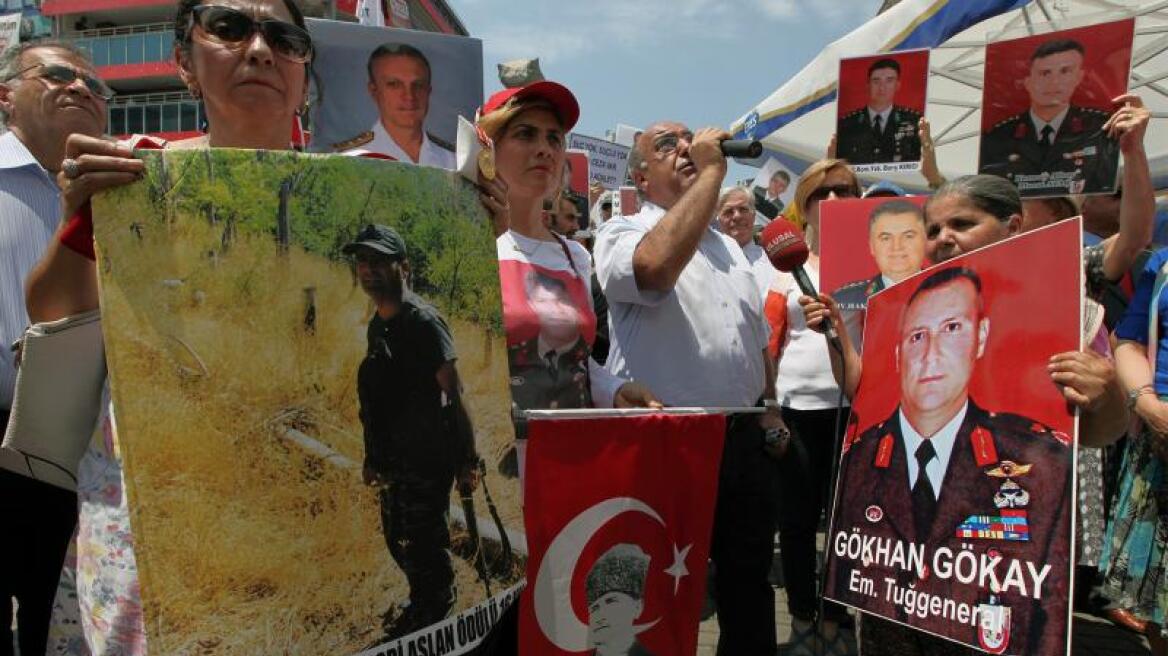 Τουρκία: Αποφυλάκιση ζητούν οι καταδικασθέντες αξιωματικοί της υπόθεσης «Βαριοπούλα»