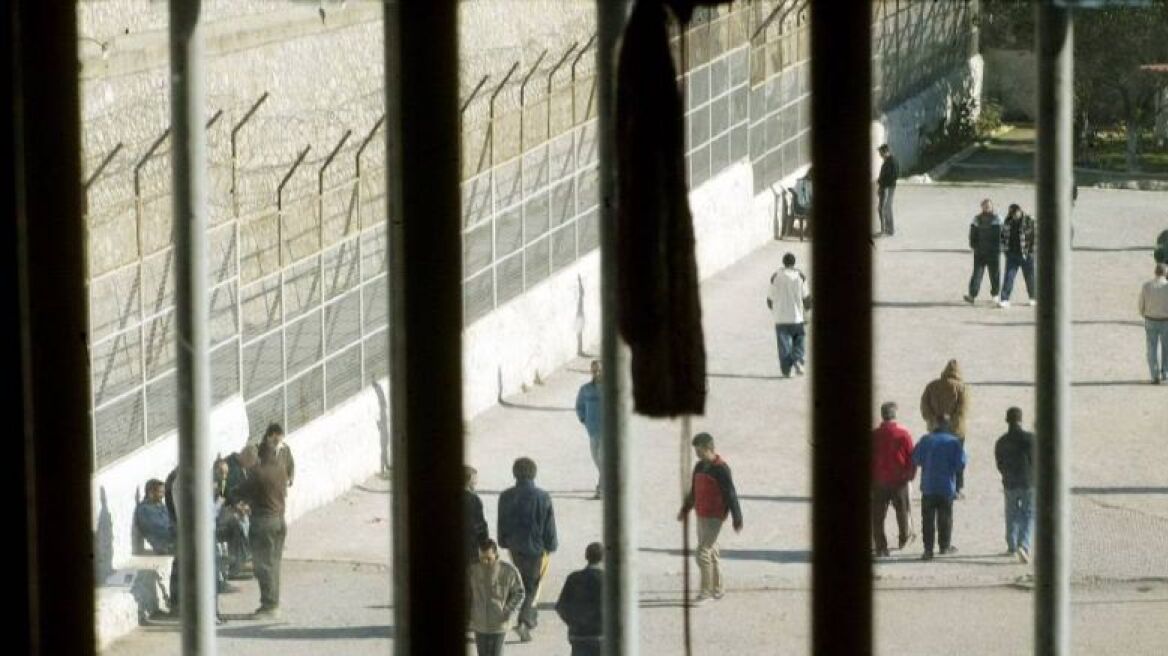 Ξύλο με σιδηρολοστούς μεταξύ κρατουμένων στις φυλακές Τρικάλων
