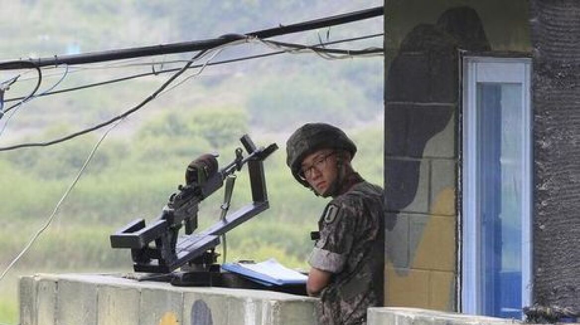 Ν. Κορέα: Σε κλοιό ο στρατιώτης που σκότωσε πέντε συναδέλφους του