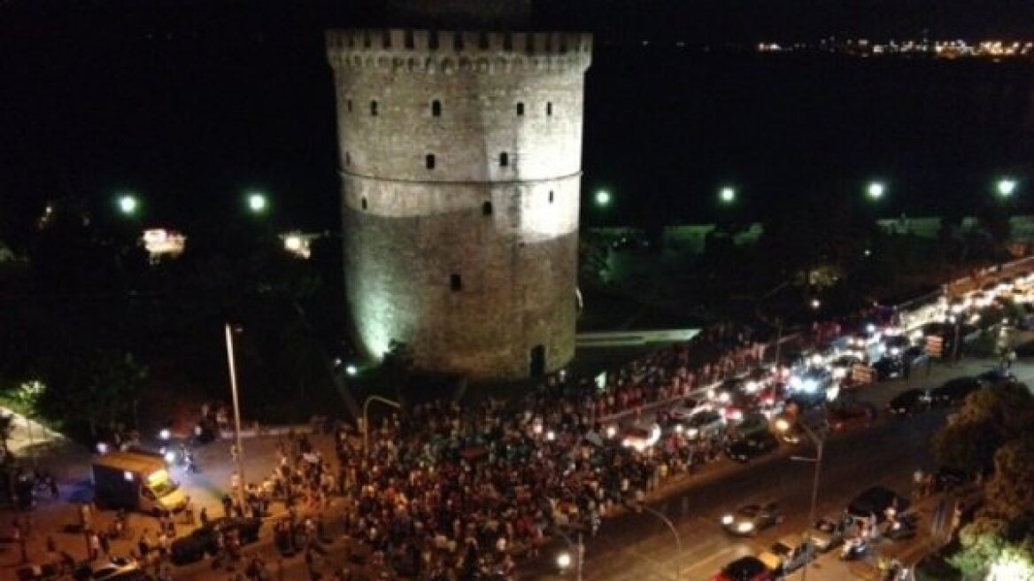 Βίντεο: Η Θεσσαλονίκη «χορεύει» σε ρυθμούς Μουντιάλ 