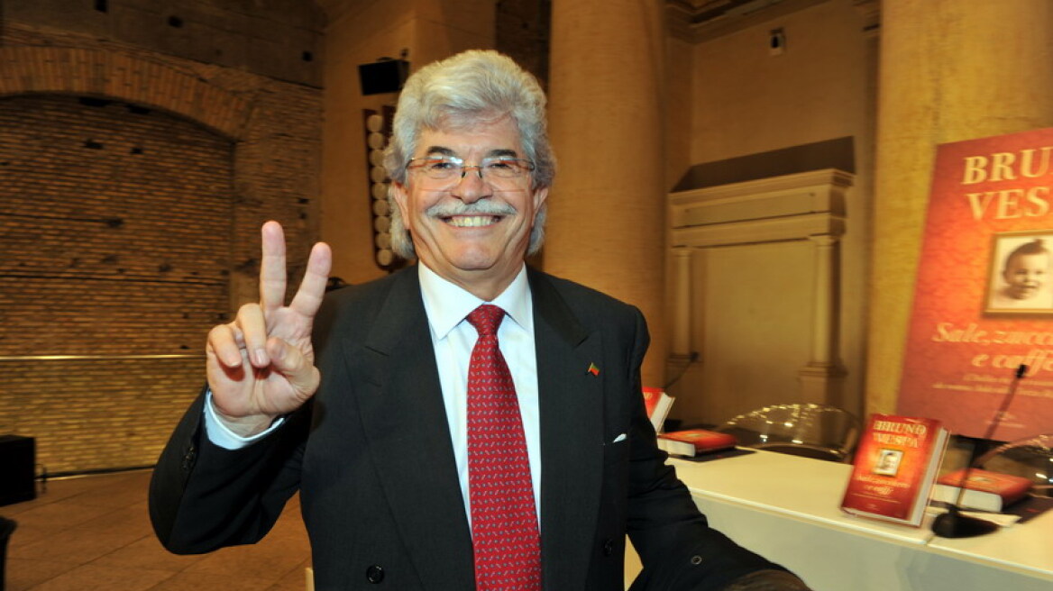 Ιταλία: Γερουσιαστής του Μπερλουσκόνι αποκαλύπτει ότι ήταν... ζιγκολό