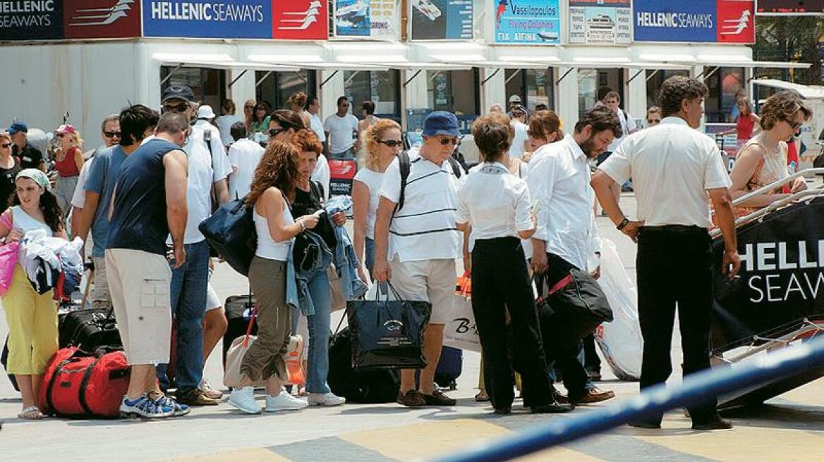 TUI: Ρεκόρ Βρετανών τουριστών φέτος στην Ελλάδα