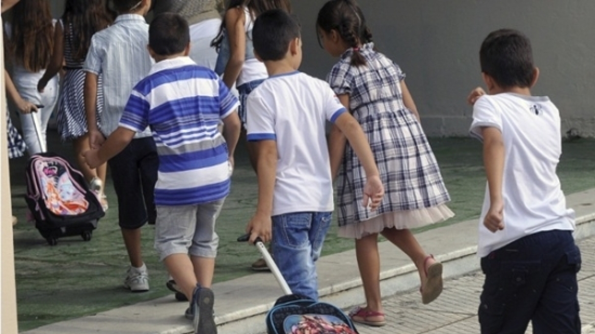 Πεινασμένα αλλά και παχύσαρκα τα παιδιά στην Ελλάδα της κρίσης