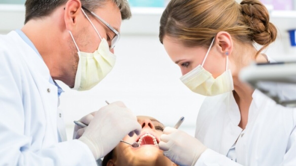 Οι οδοντίατροι διεκδικούν συμβάσεις με τον ΕΟΠΥΥ - Μετ’ εμποδίων οι διαπραγματεύσεις